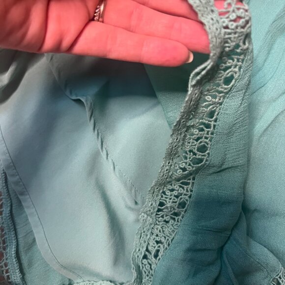 BCBGeneration Turquoise Lace Trim Romper – XS - Picture 7 of 9